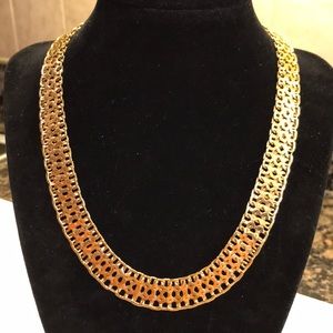 3/$15 Vintage Monet Gold Collar Necklace